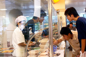 學(xué)校食堂承包