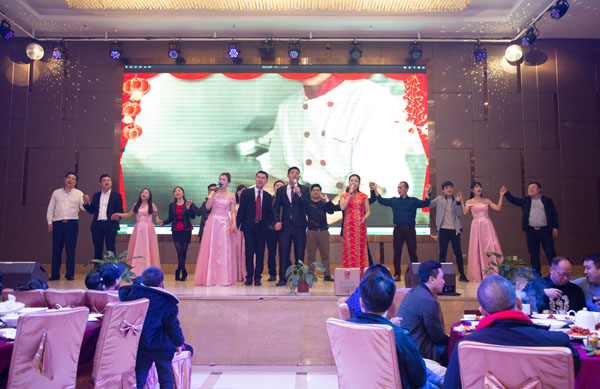 廣州金筷子餐飲公司2017年會(huì )暨迎春晚會(huì )